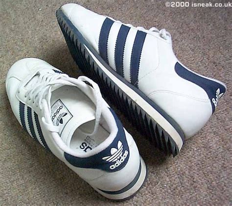 adidas country 2000